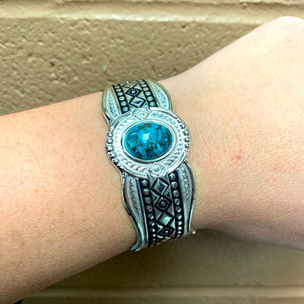 Montana Silversmith Cuff!